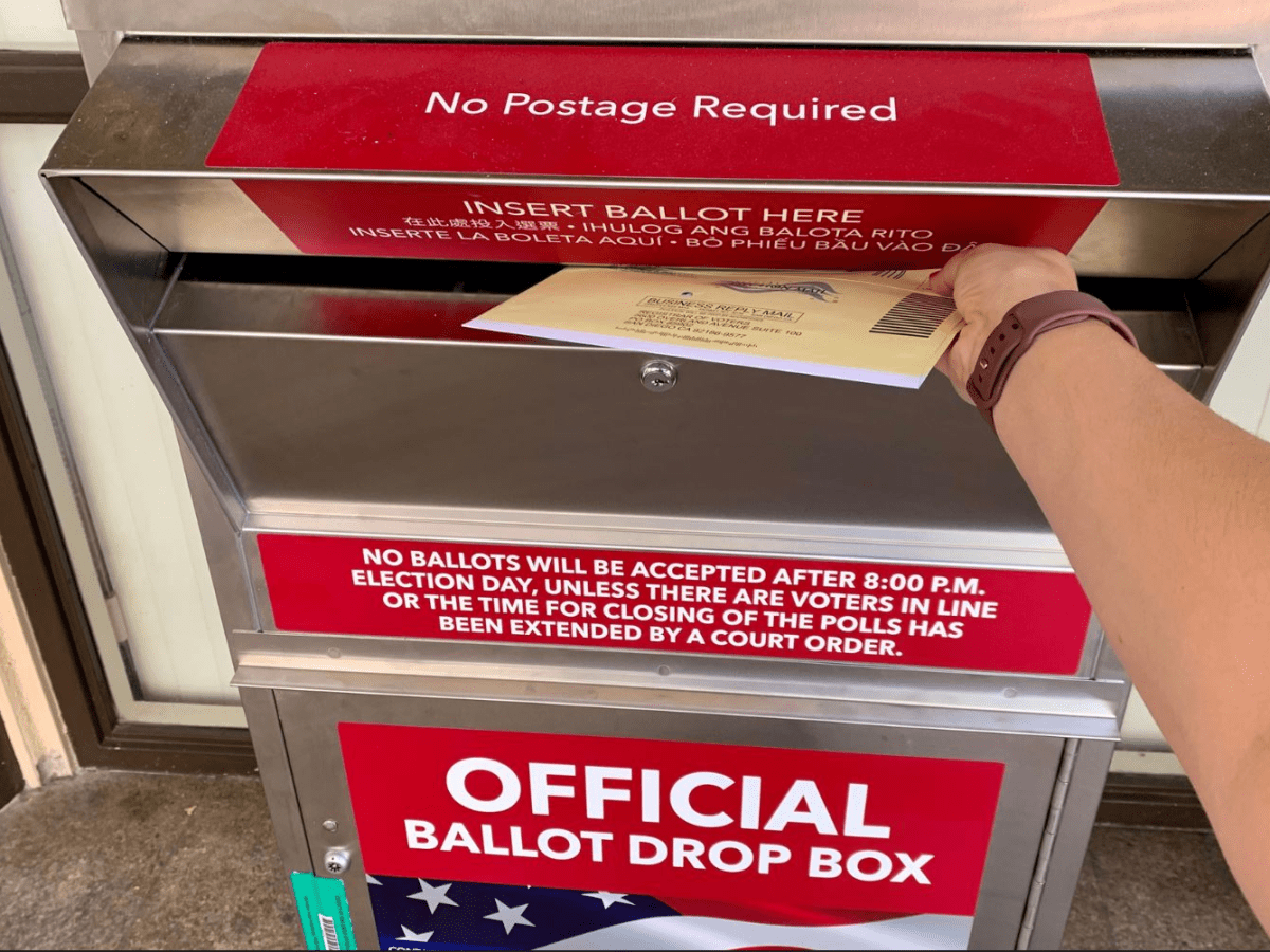 Mail Voting vs. Absentee Voting: What’s the&nbsp;Difference?